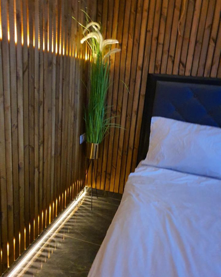 אילבן Eleven Spa Suites Єрусалим Екстер'єр фото
