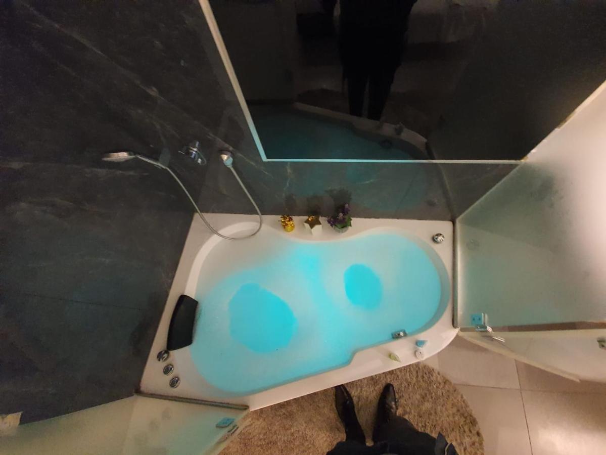 אילבן Eleven Spa Suites Єрусалим Екстер'єр фото